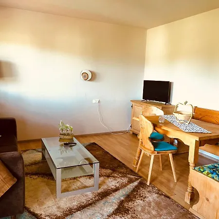 Almhostel Флинтсбах