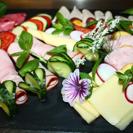 Almhostel Nocleg ze śniadaniem 3*